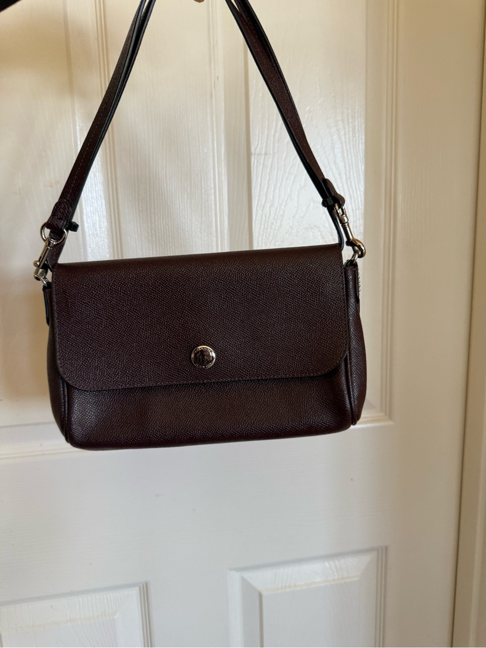 Coach merlot/buff Leather Shoulder/crossbody Bag - Classic Flap reversible